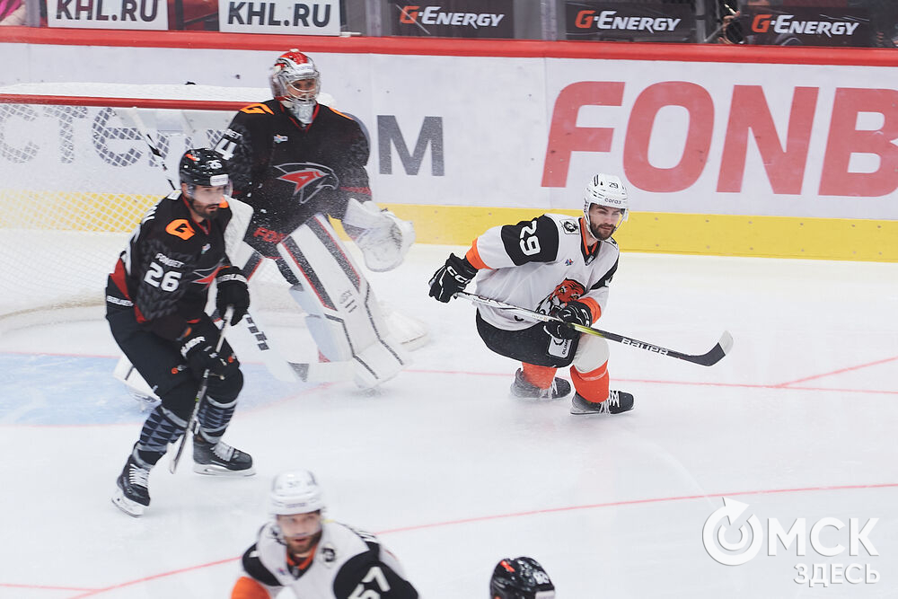"Авангард" на своём льду победил "Амур". Фото: Илья Петров