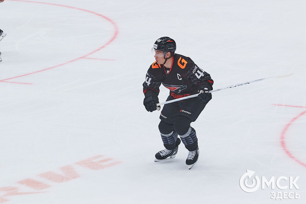 "Авангард" на своём льду победил "Амур". Фото: Илья Петров