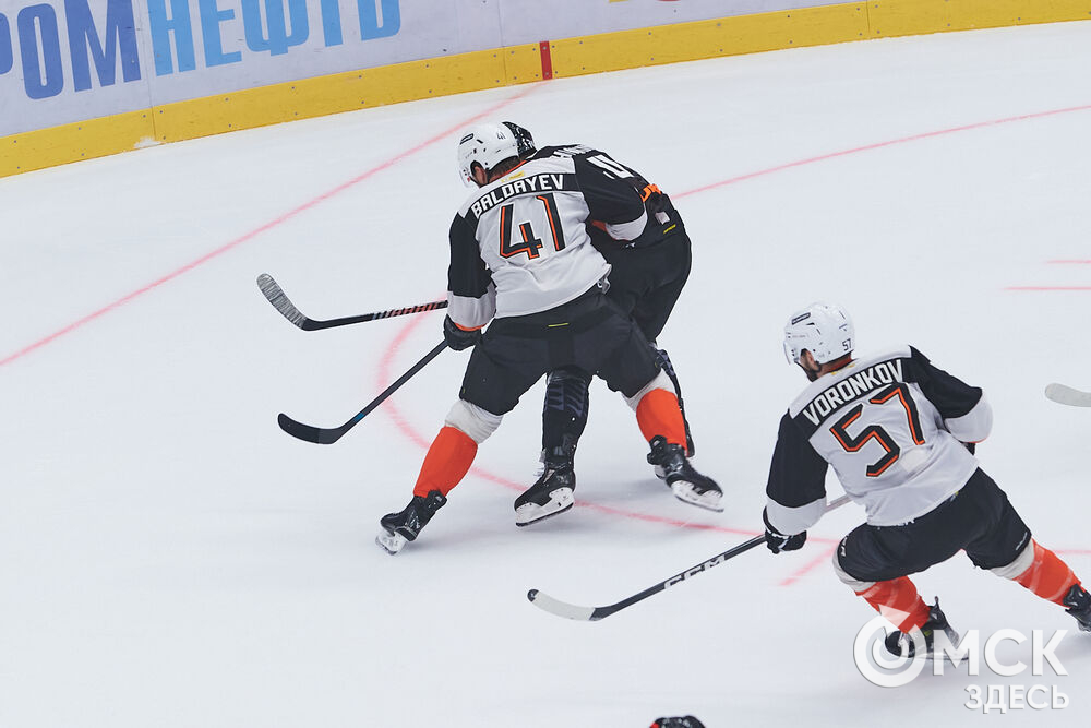 "Авангард" на своём льду победил "Амур". Фото: Илья Петров