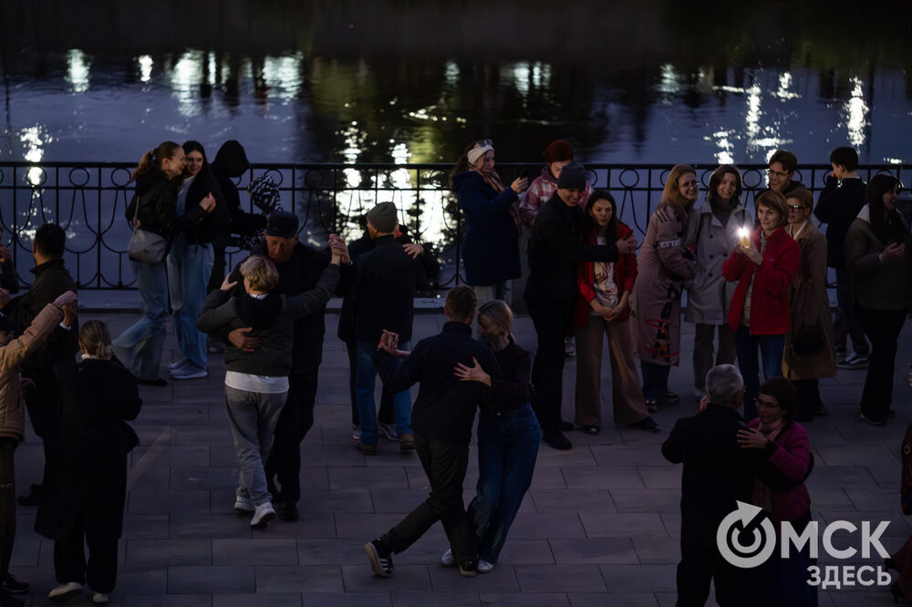 Театр огня показал шоу и поделился нюнсами мастерства. Подробности: здесь . Фото: Елизавета Медведева