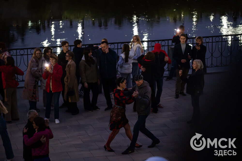 Театр огня показал шоу и поделился нюнсами мастерства. Подробности: здесь . Фото: Елизавета Медведева