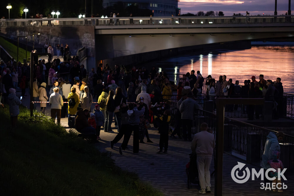 Театр огня показал шоу и поделился нюнсами мастерства. Подробности: здесь . Фото: Елизавета Медведева