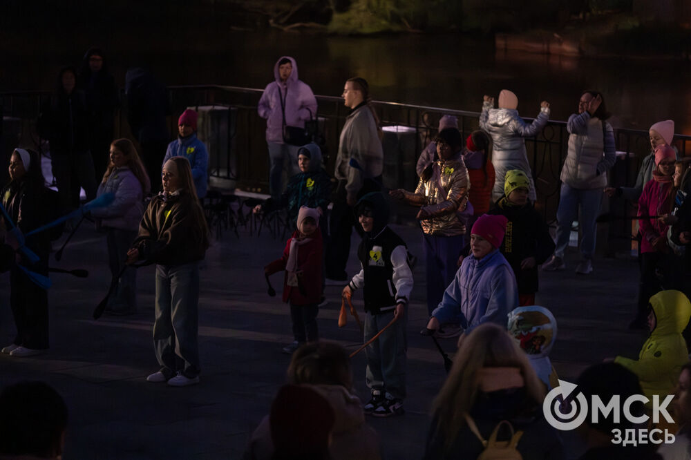 Театр огня показал шоу и поделился нюнсами мастерства. Подробности: здесь . Фото: Елизавета Медведева