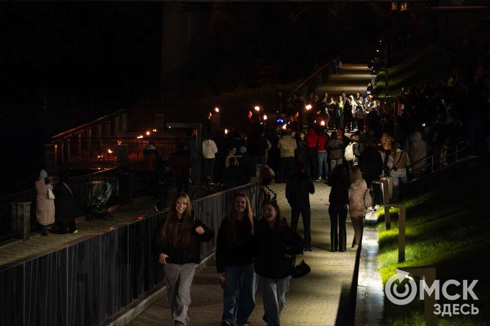 Театр огня показал шоу и поделился нюнсами мастерства. Подробности: здесь . Фото: Елизавета Медведева