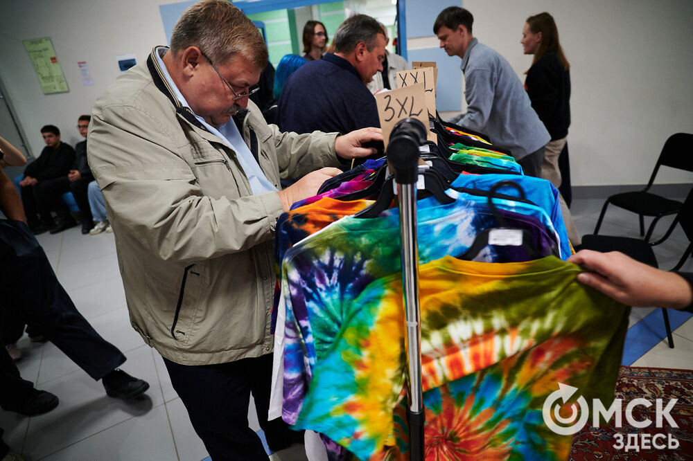 Саксофонист Сергей Летов впервые представил в Омске электро-джазовые интерпретации песен своего младшего брата Егора Летов. Фото: Илья Петров