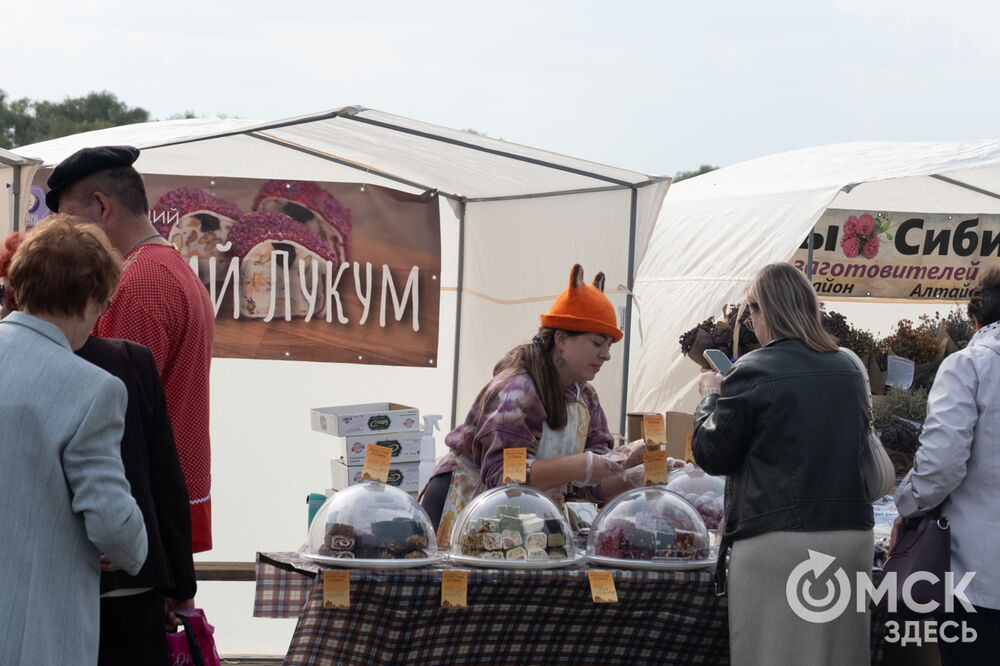В Омской крепости прошёл фестиваль, посвящённый новому урожаю и историческим блюдам. Фото: Елизавета Медведева