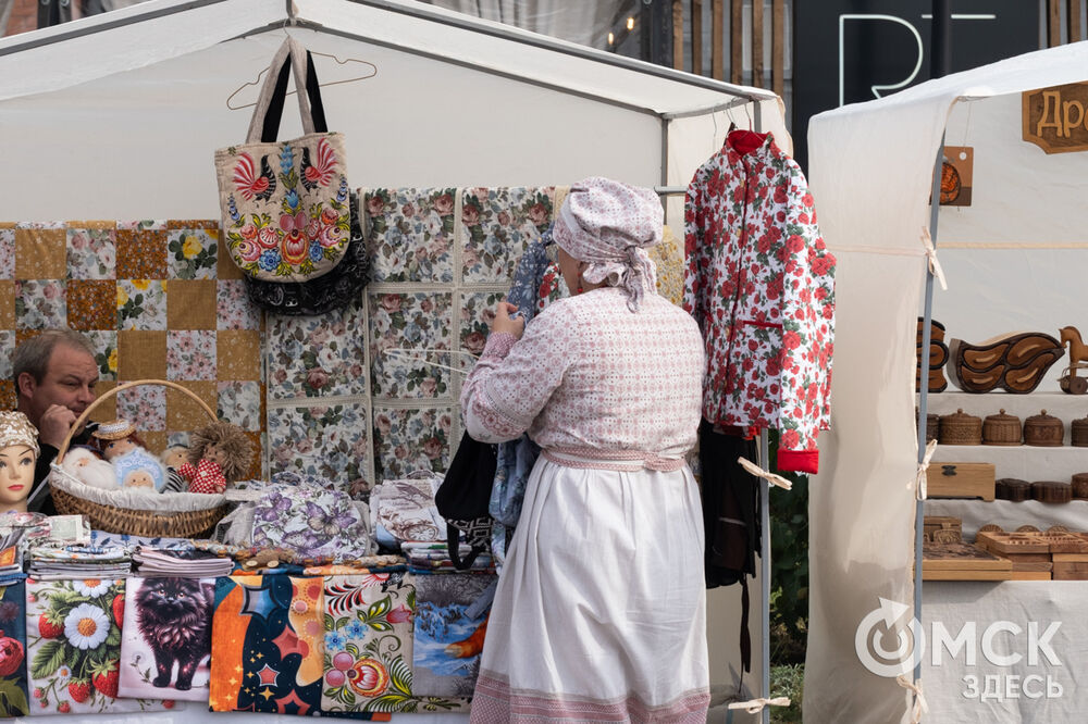В Омской крепости прошёл фестиваль, посвящённый новому урожаю и историческим блюдам. Фото: Елизавета Медведева