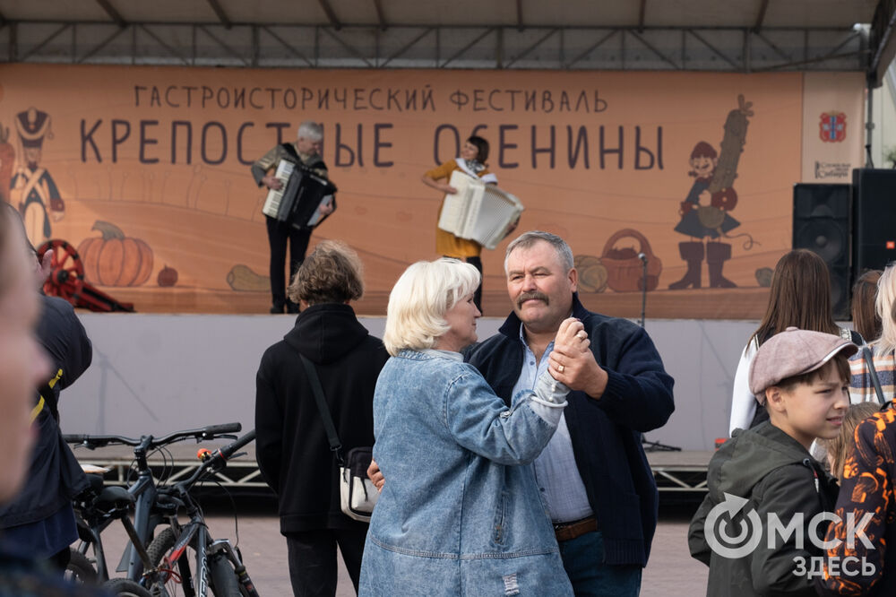 В Омской крепости прошёл фестиваль, посвящённый новому урожаю и историческим блюдам. Фото: Елизавета Медведева