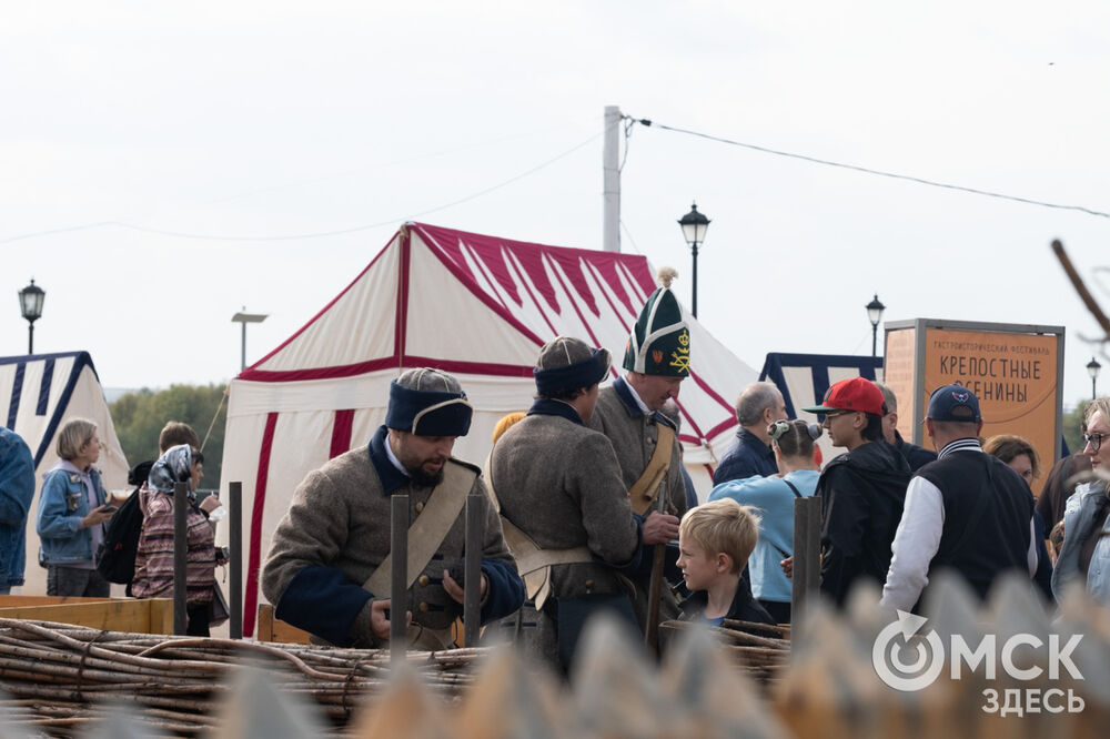 В Омской крепости прошёл фестиваль, посвящённый новому урожаю и историческим блюдам. Фото: Елизавета Медведева