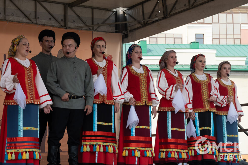 В Омской крепости прошёл фестиваль, посвящённый новому урожаю и историческим блюдам. Фото: Елизавета Медведева