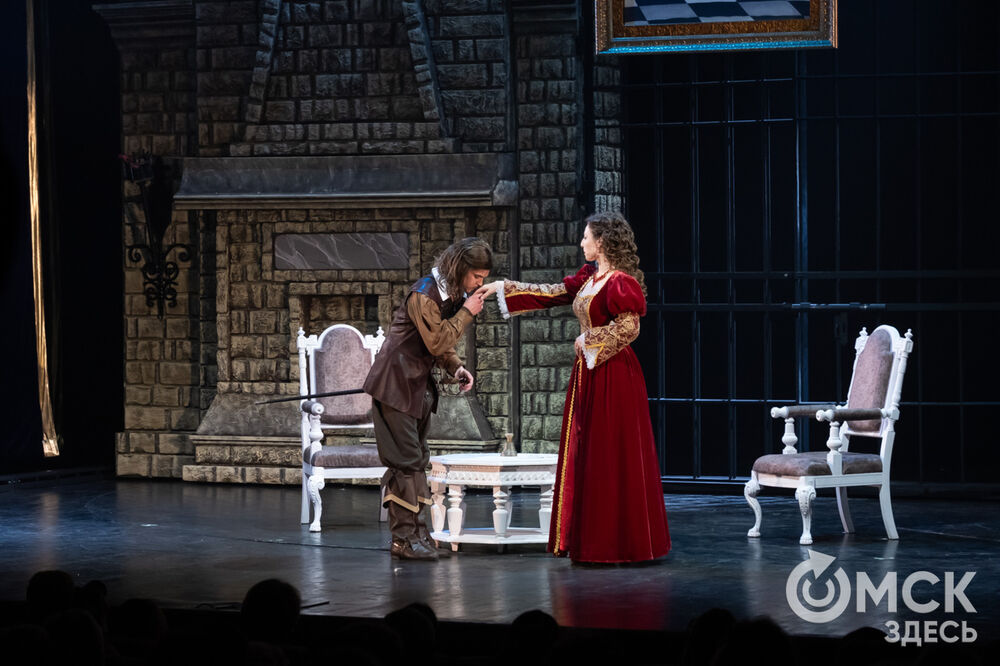 История о юном гасконце Д&rsquo;Артаньяне и трёх мушкетёрах открыла 36-й театральный сезон "Галёрки". Фото: Елизавета Медведева