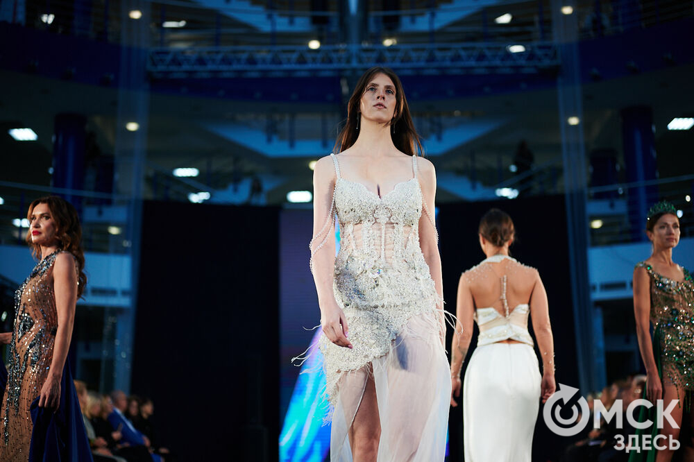 Состоялось открытие Международного фестиваля моды "СИБИ"