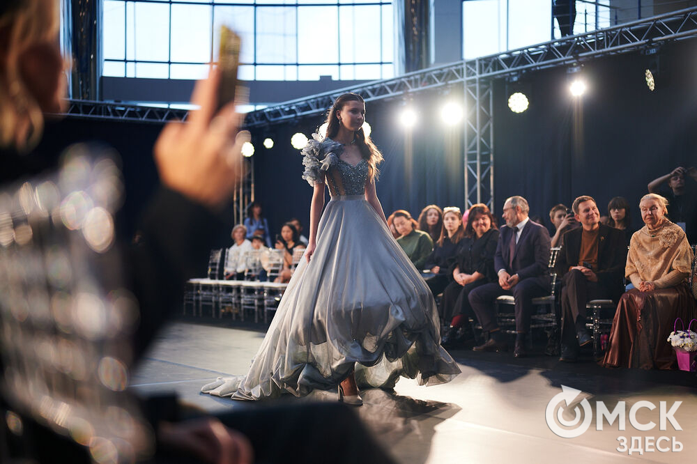 Состоялось открытие Международного фестиваля моды "СИБИ"