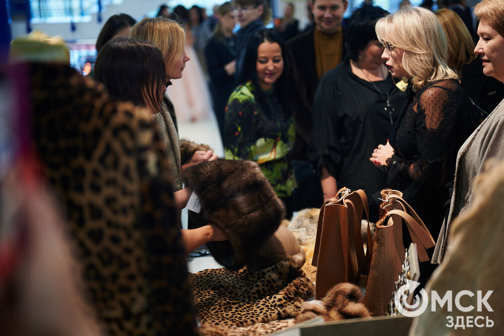 Состоялось открытие Международного фестиваля моды "СИБИ"