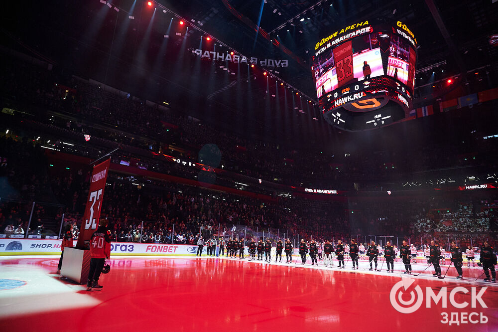 В Омске завершился матч регулярного чемпионата Континентальной хоккейной лиги, в котором "Авангард" принимал магнитогорский "Металлург". Фото: Илья Петров