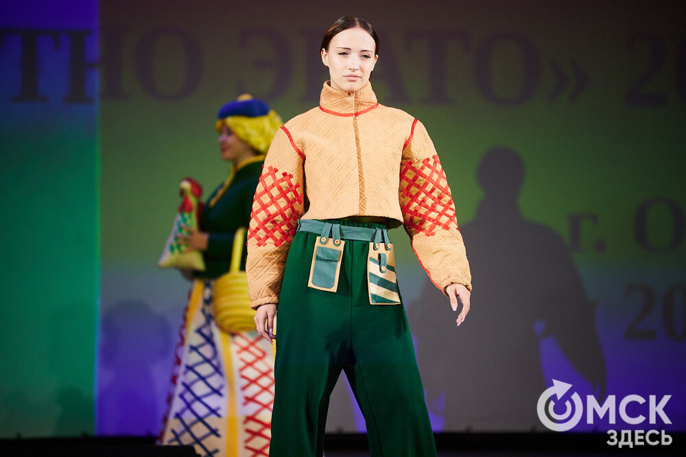 На базе Омского колледжа культуры и искусств стартовал Евразийский конкурс высокой моды национального костюма "Этно-Эрато". Фото: Илья Петров