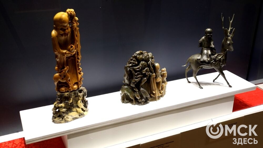 Центральным событием Дней Эрмитажа в Омске стало открытие выставки "Пять символов счастья. Благопожелания в китайском искусстве XVII–XX веков".