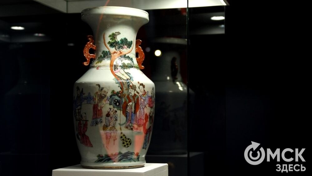 Центральным событием Дней Эрмитажа в Омске стало открытие выставки "Пять символов счастья. Благопожелания в китайском искусстве XVII–XX веков".