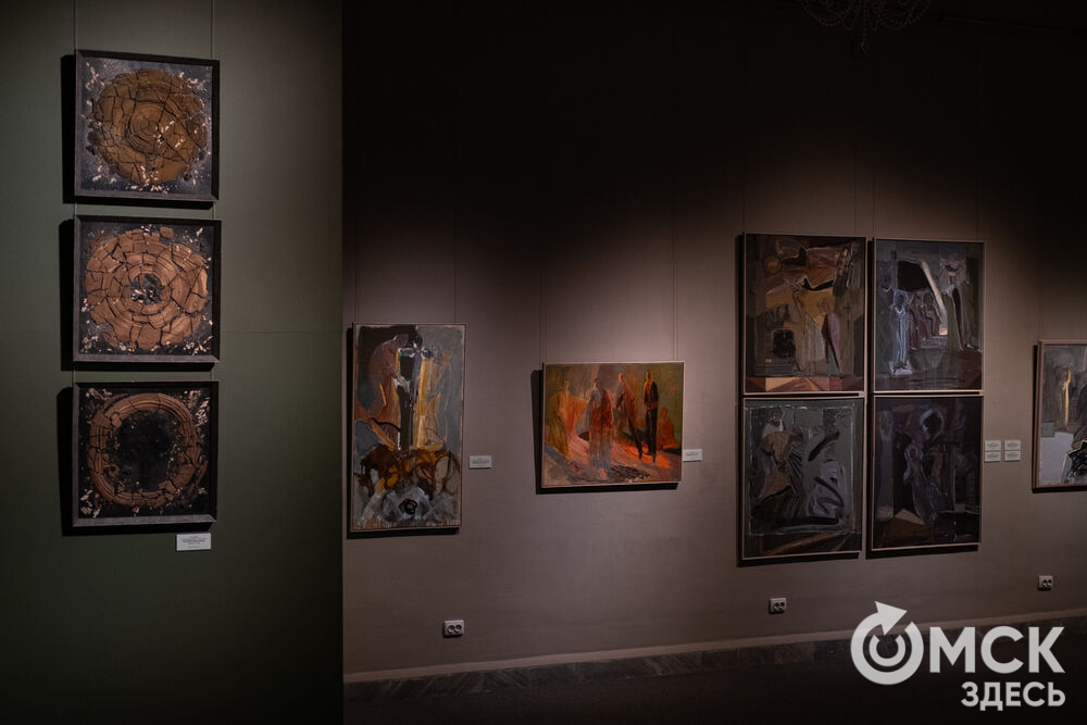 Выставка "Ануфриев. Иванкин. Машанов. Кузьминых". Фото: Елизавета Медведева