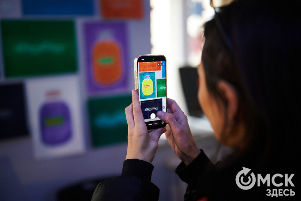 Как прошёл арт-маркет современного искусства "Кул-кул" в Омске. Фото: Илья Петров