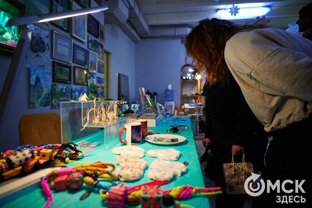 Как прошёл арт-маркет современного искусства "Кул-кул" в Омске. Фото: Илья Петров