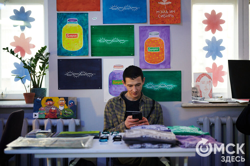 Как прошёл арт-маркет современного искусства "Кул-кул" в Омске. Фото: Илья Петров