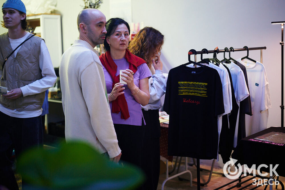 Как прошёл арт-маркет современного искусства "Кул-кул" в Омске. Фото: Илья Петров