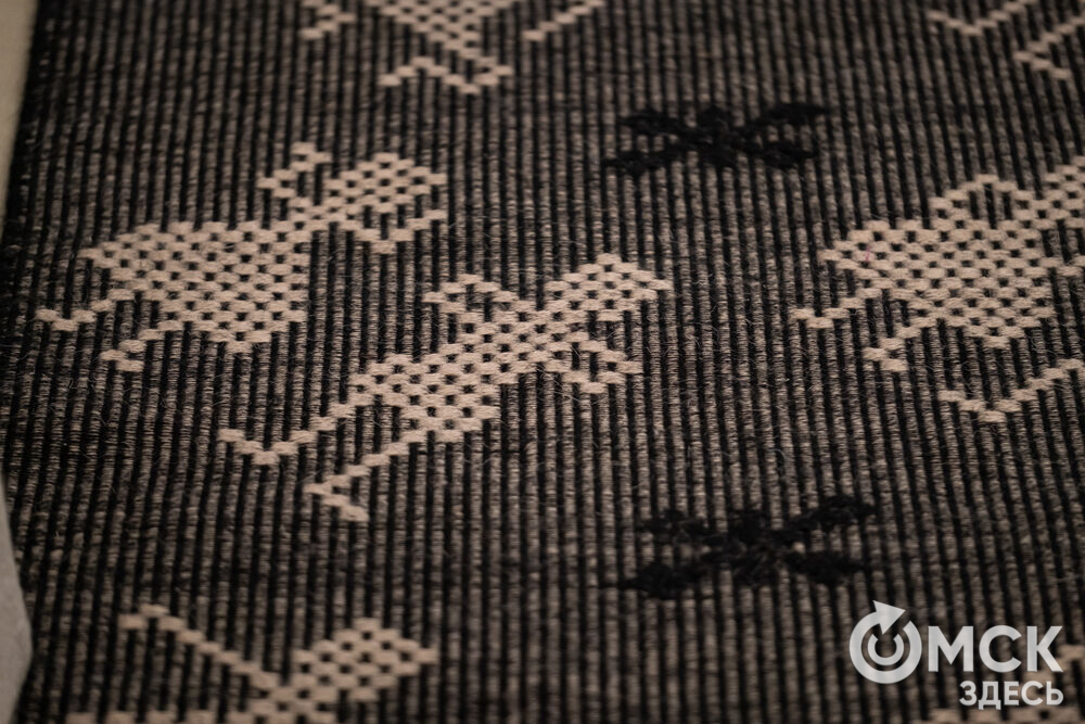 Дизайнеры, ремесленники, художники и мастера народных художественных промыслов представили результат работы с темой актуализации сибирской традиционной культуры. Фото: Елизавета Медведева