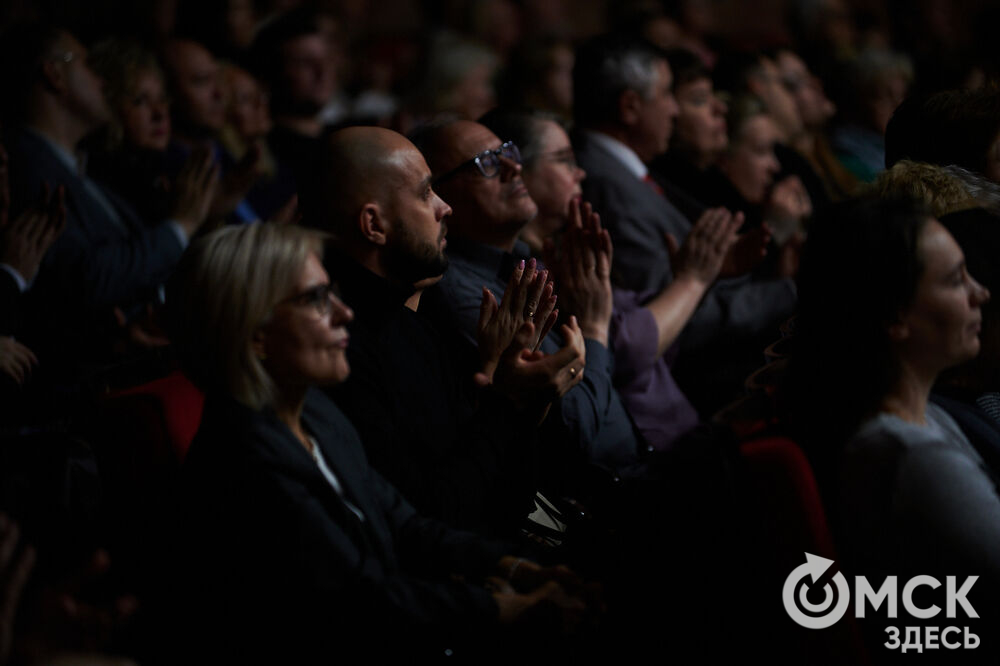 Музыкальный фестиваль «Белая симфония» открылся в Концертном зале Омской филармонии.