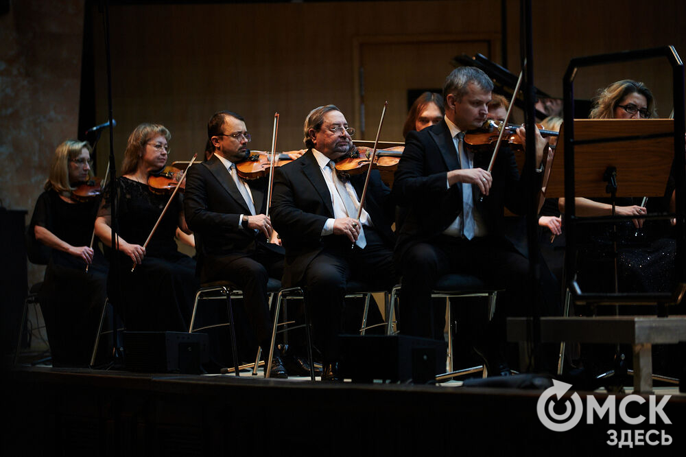 Музыкальный фестиваль «Белая симфония» открылся в Концертном зале Омской филармонии.