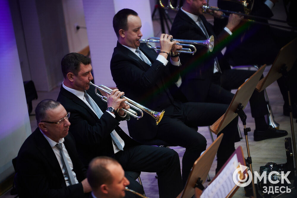 Музыкальный фестиваль «Белая симфония» открылся в Концертном зале Омской филармонии.