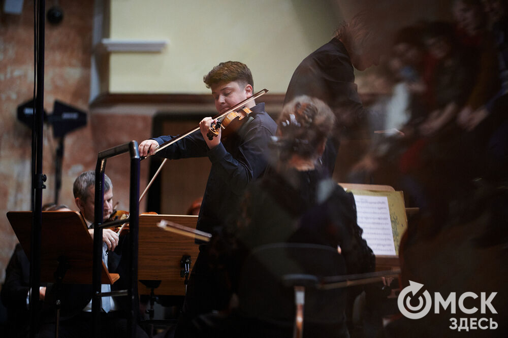 Музыкальный фестиваль «Белая симфония» открылся в Концертном зале Омской филармонии.