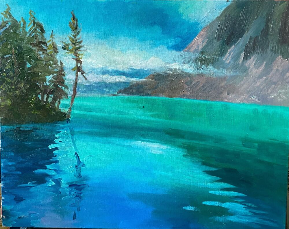 Картины героини интервью. Фото: Вероника Шелленберг