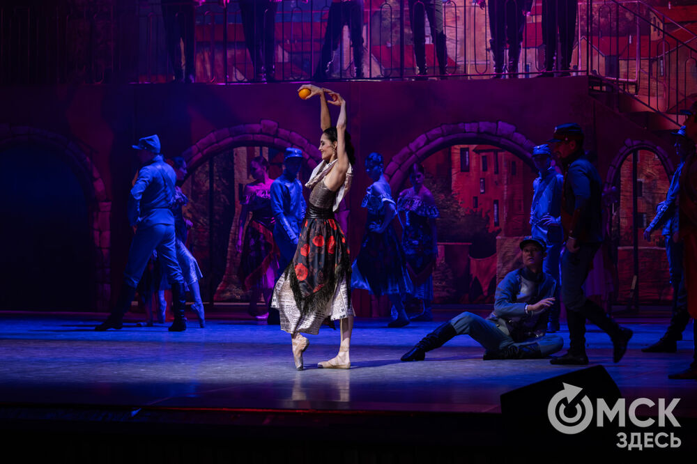 В Омском государственном музыкальном театре поставили новый балет "Кармен". Фото: Елизавета Медведева
