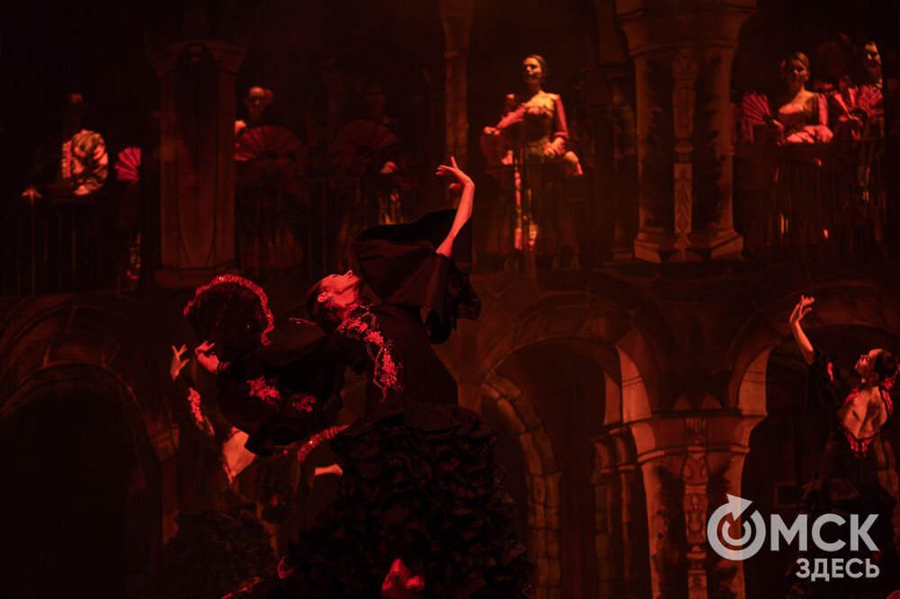 В Омском государственном музыкальном театре поставили новый балет "Кармен". Фото: Елизавета Медведева