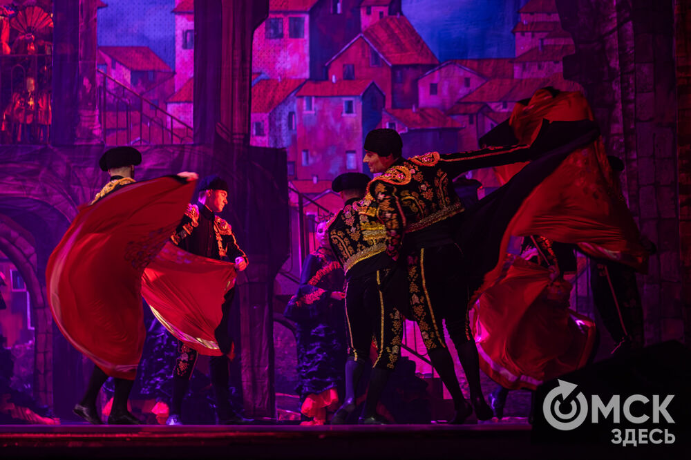 В Омском государственном музыкальном театре поставили новый балет "Кармен". Фото: Елизавета Медведева