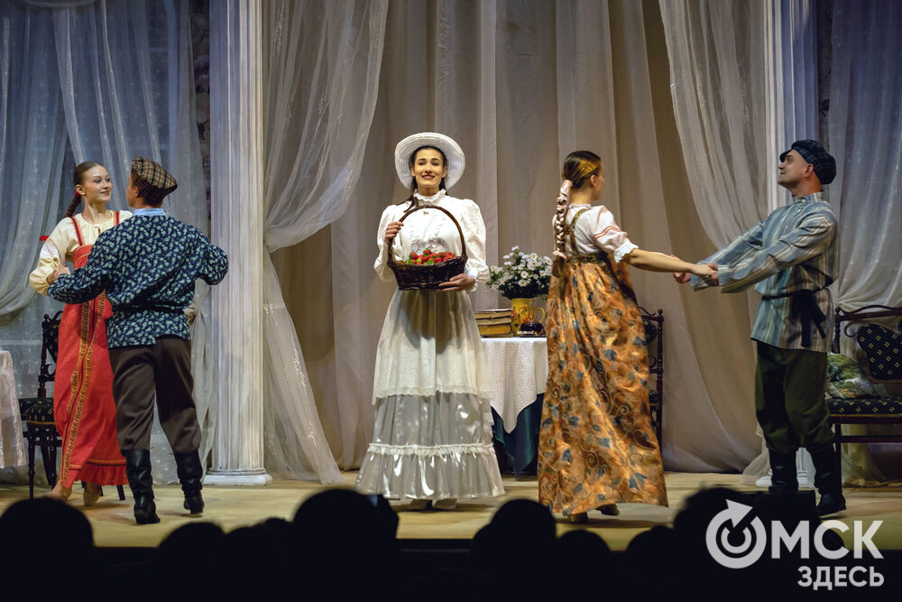 В "Галёрке" прошла премьера спектакля, рассказывающем о том, что первое впечатление может быть ошибочным. Фото: Елизавета Медведева