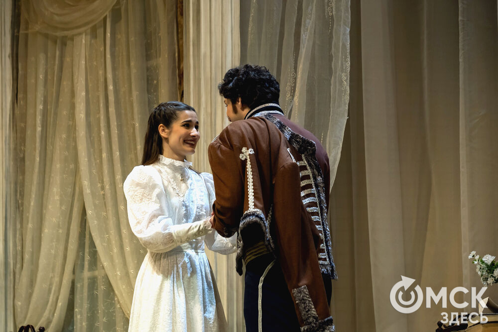 В "Галёрке" прошла премьера спектакля, рассказывающем о том, что первое впечатление может быть ошибочным. Фото: Елизавета Медведева