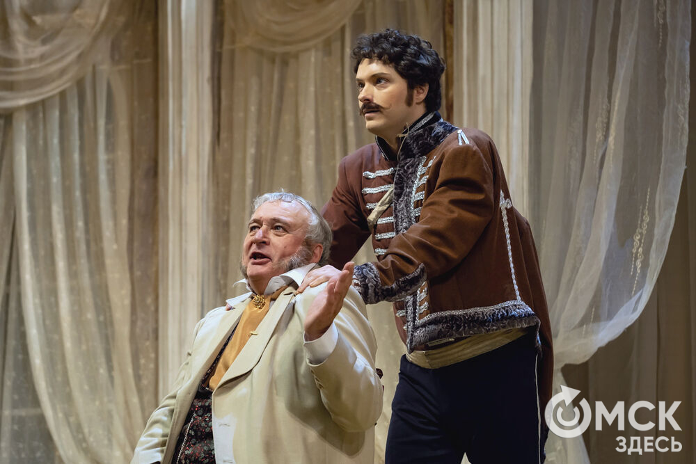 В "Галёрке" прошла премьера спектакля, рассказывающем о том, что первое впечатление может быть ошибочным. Фото: Елизавета Медведева