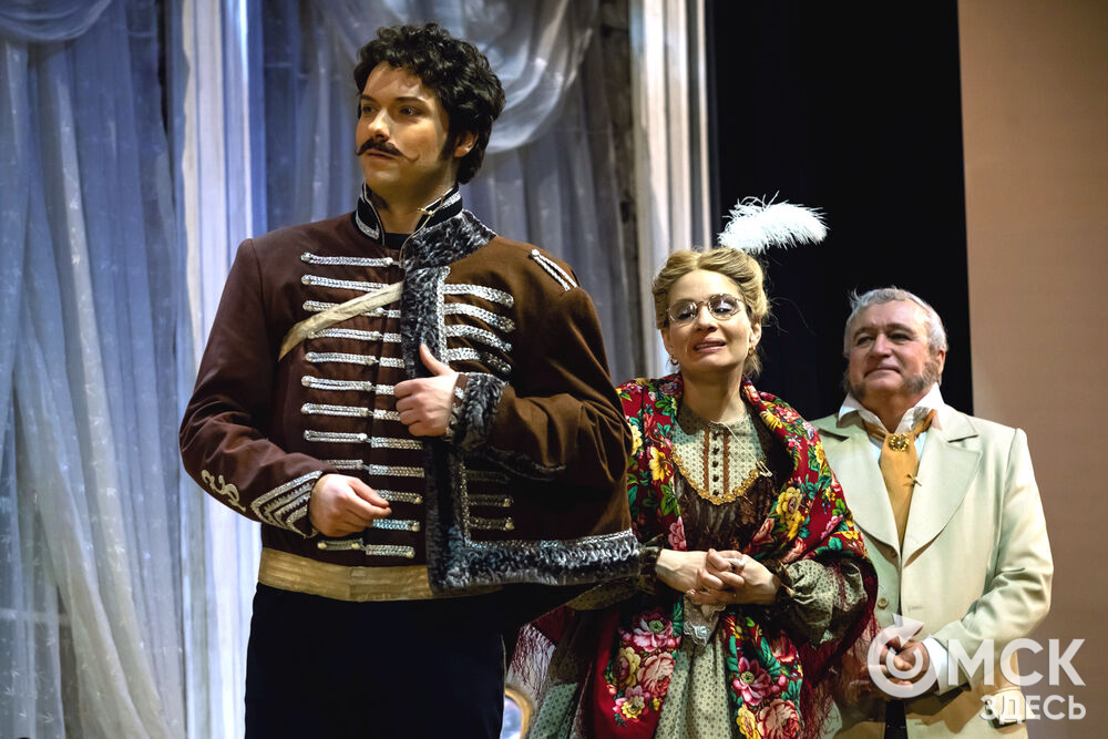 В "Галёрке" прошла премьера спектакля, рассказывающем о том, что первое впечатление может быть ошибочным. Фото: Елизавета Медведева