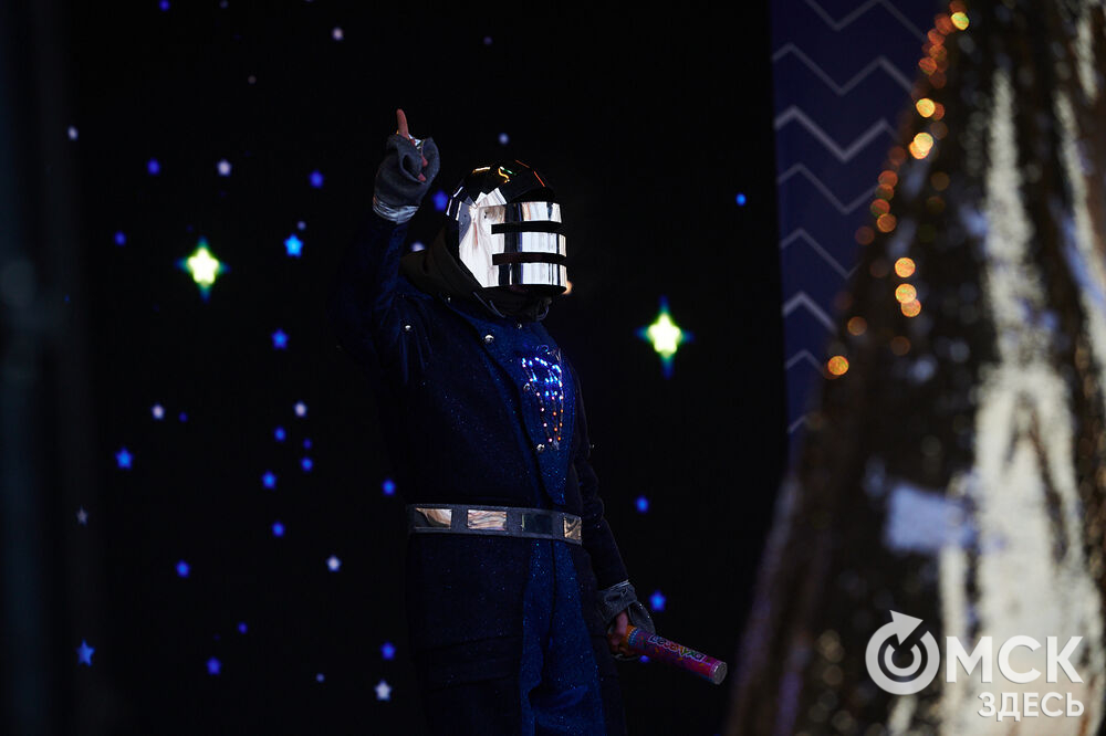 На Зелёном острове состоялся предновогодний фестиваль "Сибирские забавушки" (6+). Фото: Илья Петров