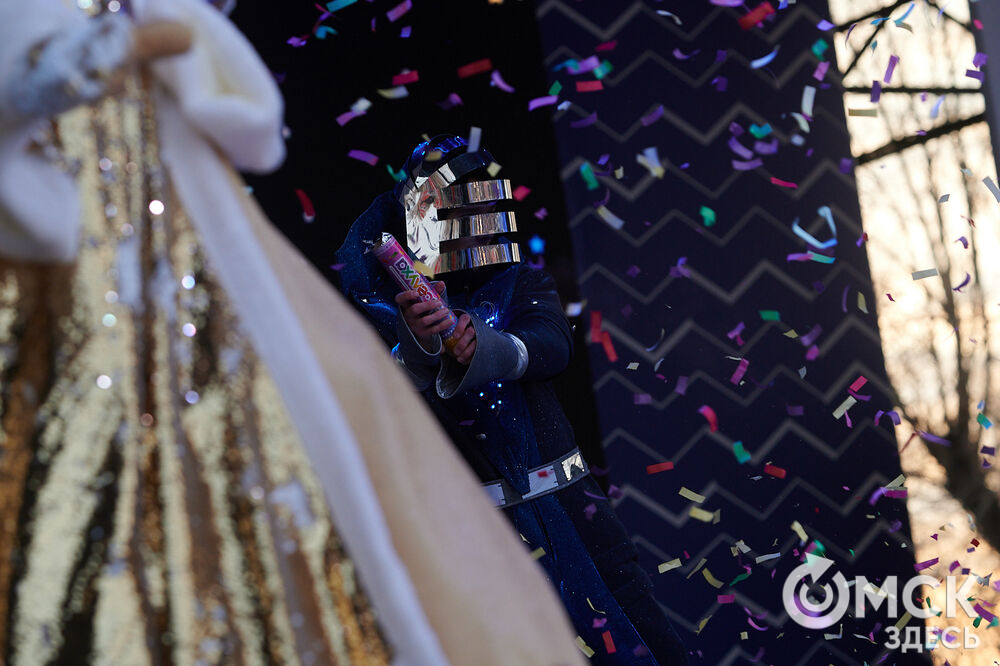 На Зелёном острове состоялся предновогодний фестиваль "Сибирские забавушки" (6+). Фото: Илья Петров