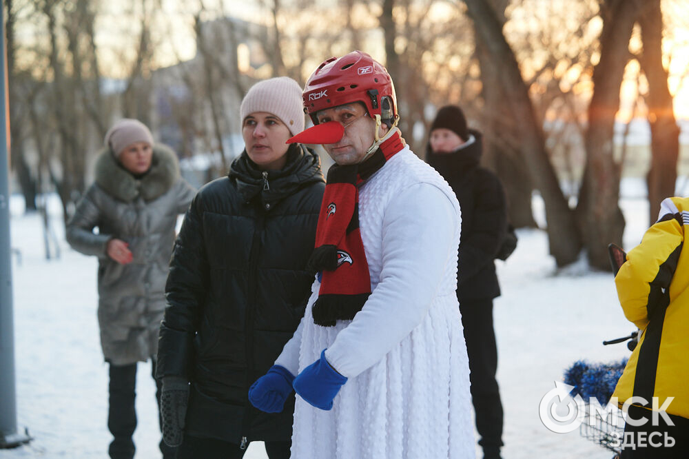 На Зелёном острове состоялся предновогодний фестиваль "Сибирские забавушки" (6+). Фото: Илья Петров