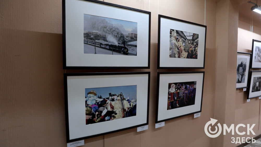 В Омском музее просвещения состоялось открытие выставки "Деда Мороза вызывали" (6+)