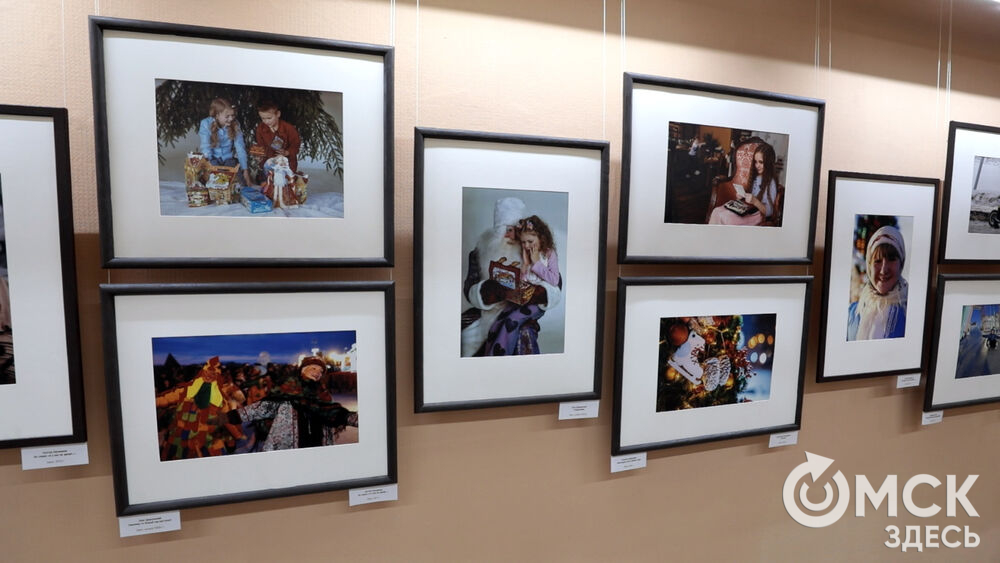 В Омском музее просвещения состоялось открытие выставки "Деда Мороза вызывали" (6+)