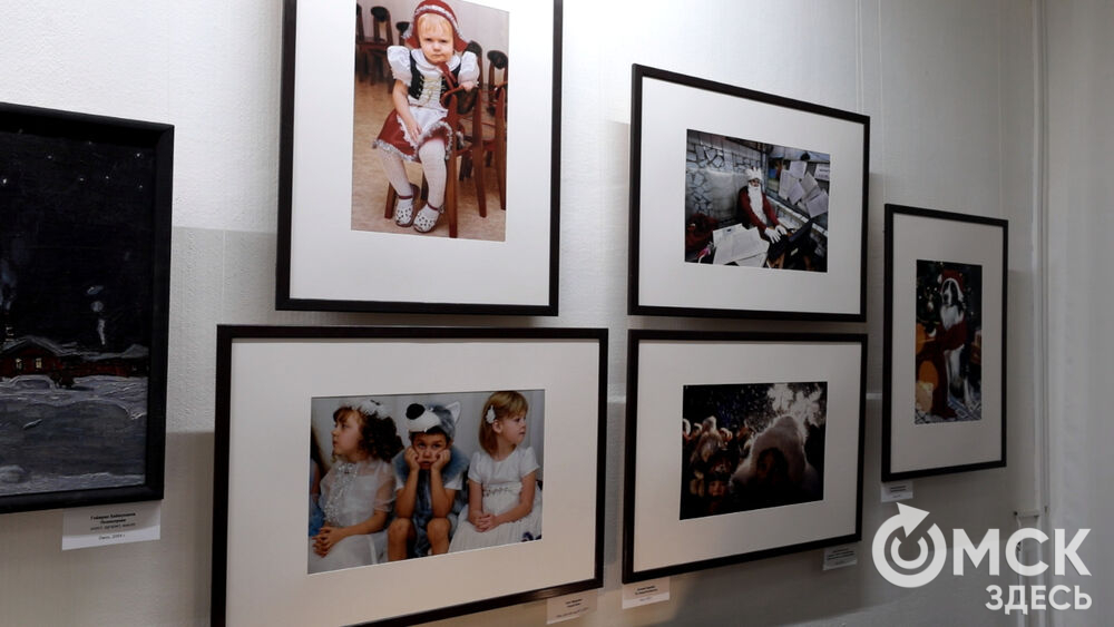 В Омском музее просвещения состоялось открытие выставки "Деда Мороза вызывали" (6+)