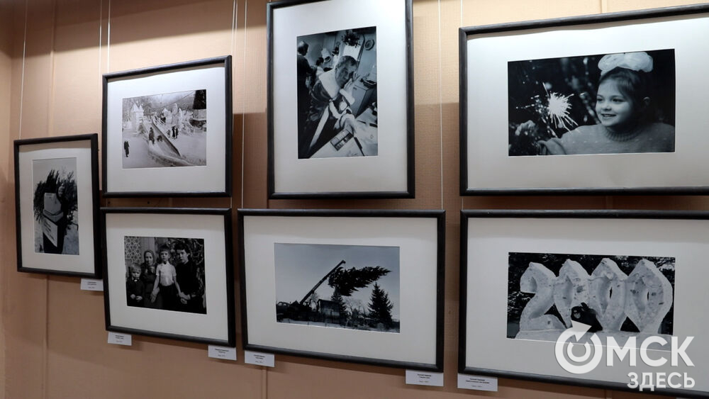 В Омском музее просвещения состоялось открытие выставки "Деда Мороза вызывали" (6+)