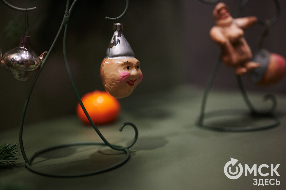 В музее имени М. А. Врубеля открылась выставка, вдохновлённая заснеженной красотой и предчувствием чуда. Фото: Илья Петров