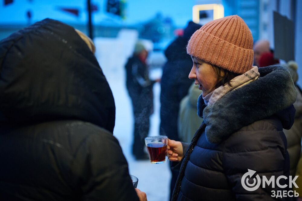 Арт-объект в виде экзистенциального вопроса появился у музея "Искусство Омска". Подробнее здесь. Фото: Илья Петров