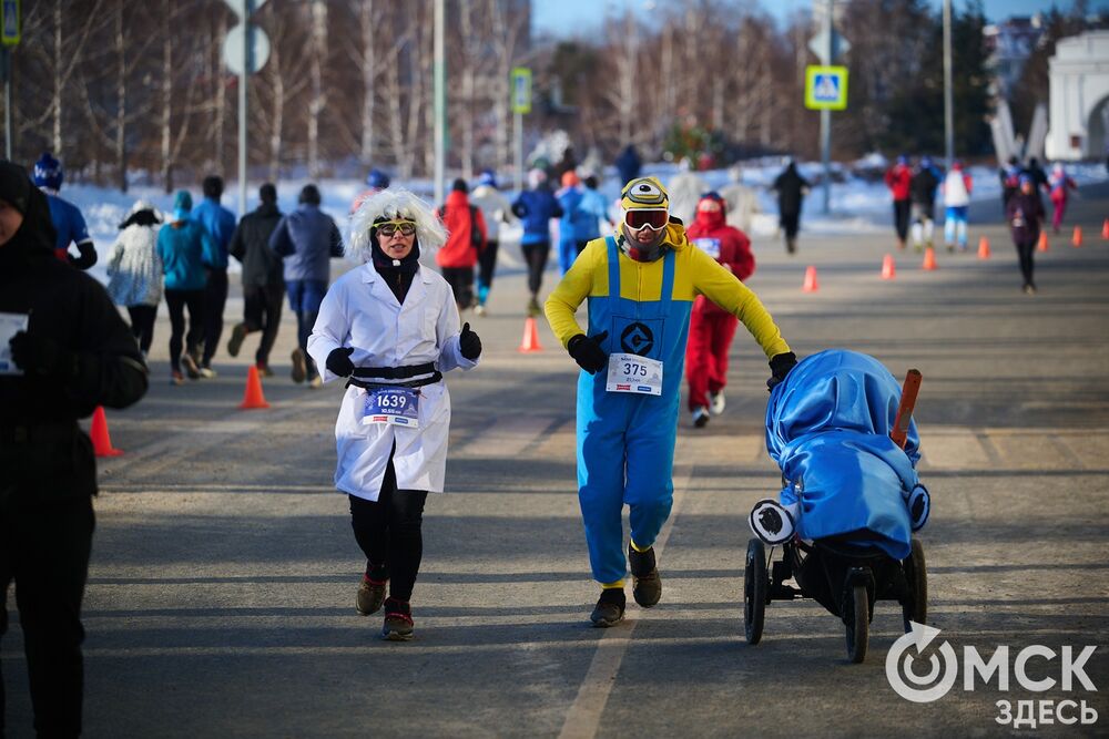 О победителях и тех, кого ещё можно было встретить на зимнем забеге, рассказываем здесь . Фото: Илья Петров